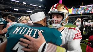 Brock Purdy y Hurts