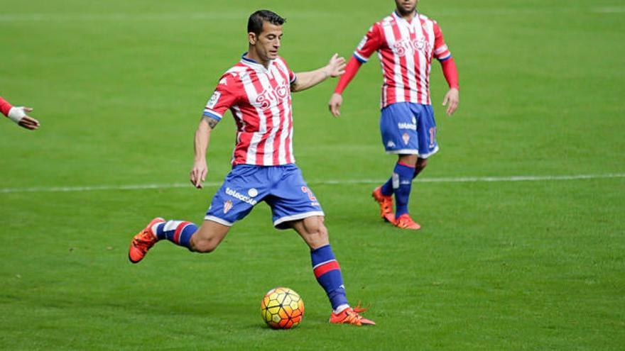 Luis Hernández, con el Sporting