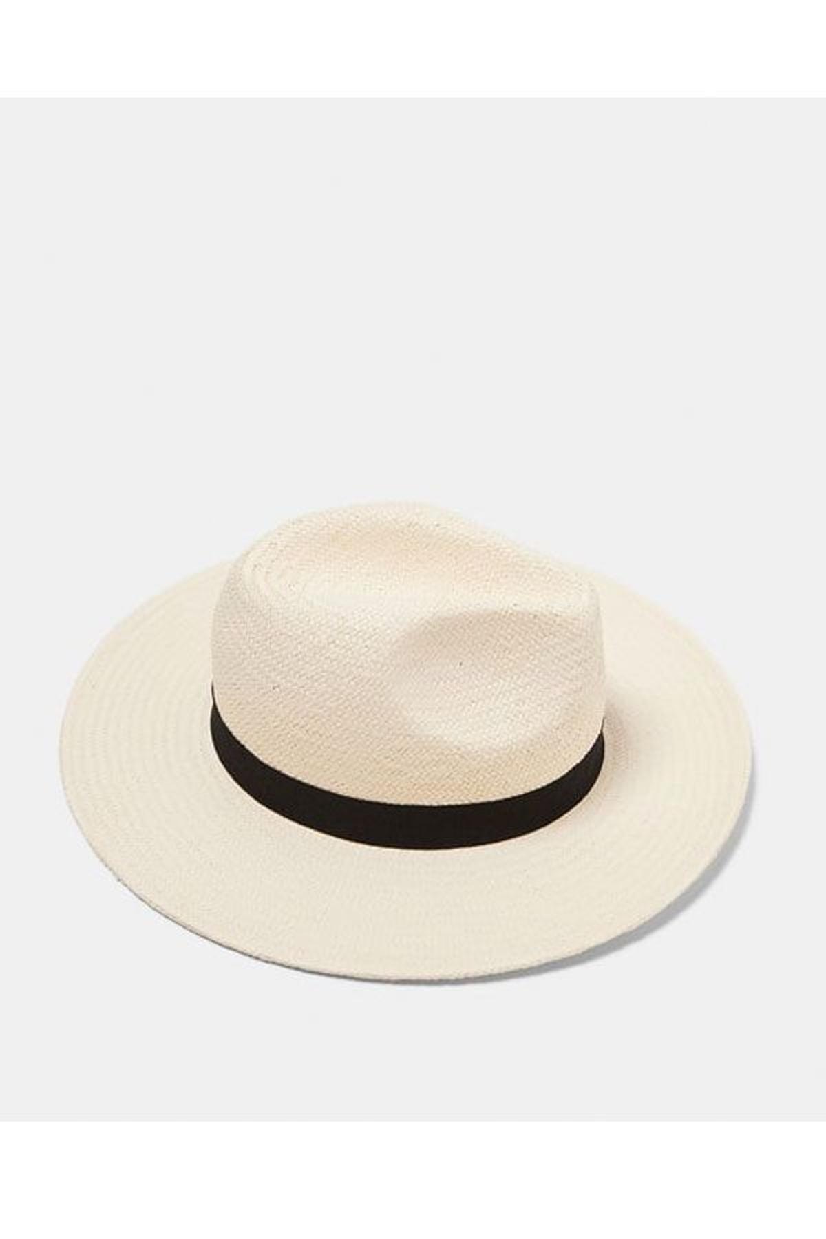 Sombrero de paja blanco