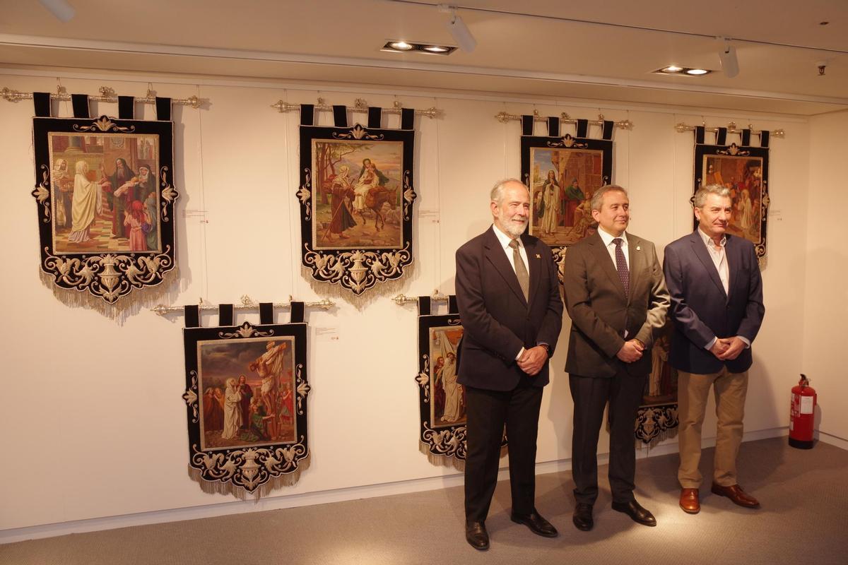 Fotos de la inaguración de la exposición 'Aquella Virgen del Perchel' de la cofradía de la Misericordia