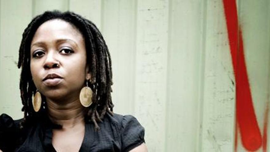 Chiwoniso: &quot;Canto desde el alma y sobre el ser humano&quot;