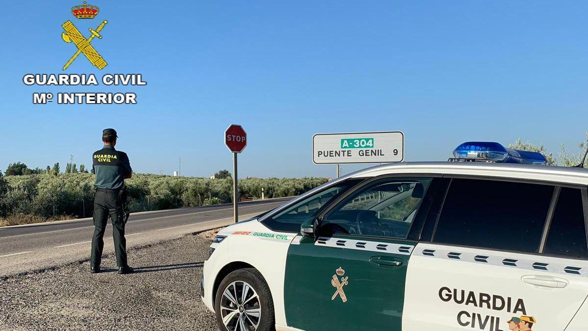 Patrulla de la Guardia Civil de Puente Genil.