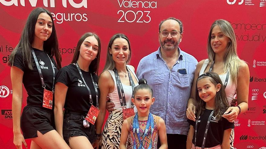 Tres medallas para el Hadar y brillo especial para Valeria Barriga