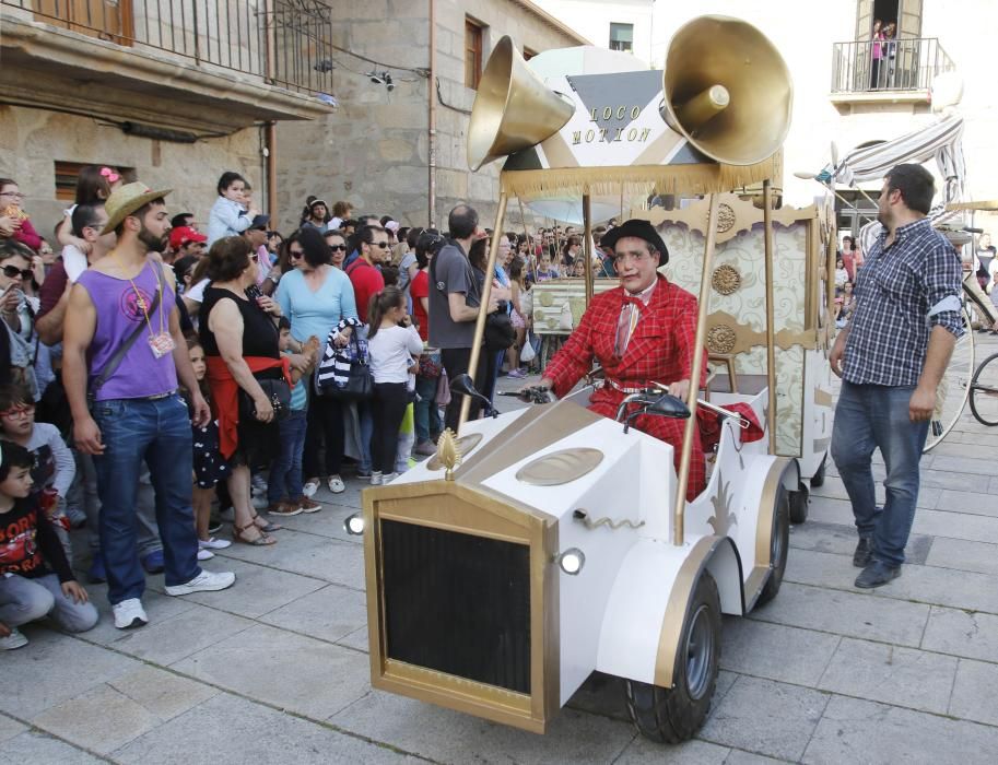 El Festival de Títeres abarrota Redondela de teatro y diversión