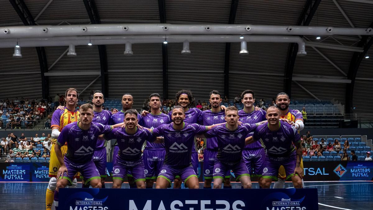 El Illes Balears Palma Futsal posa en el Portimão Arena.