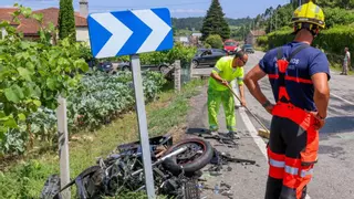 Dos motoristas heridos tras sufrir un accidente de tráfico en Meaño