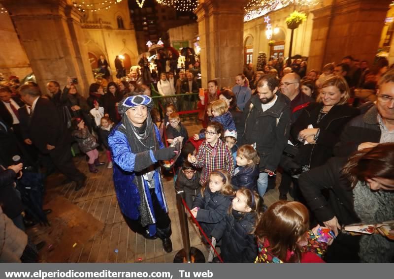 El Cartero Real recogió las ilusiones de los niños de Castellón