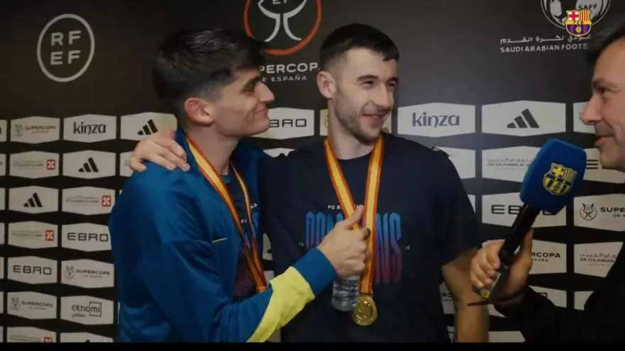 La broma entre Joan Garcia y Gerard Martín: "Hoy no ha hecho falta empujarlo"