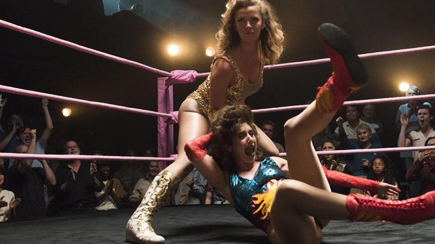 Glow, ¡a luchar!