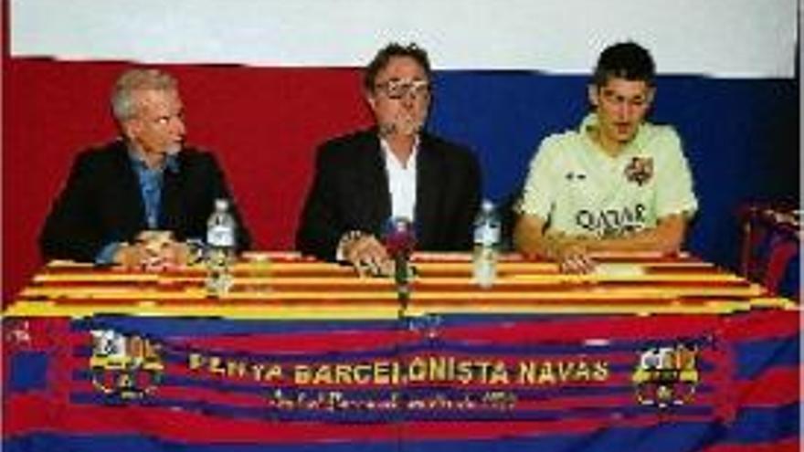 Agustí Benedito visita la seu de la Penya Barcelonista de Navàs