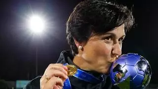 Toña Is, seleccionadora asturiana de Panamá: "El fútbol femenino es el último al que se tiene en cuenta"