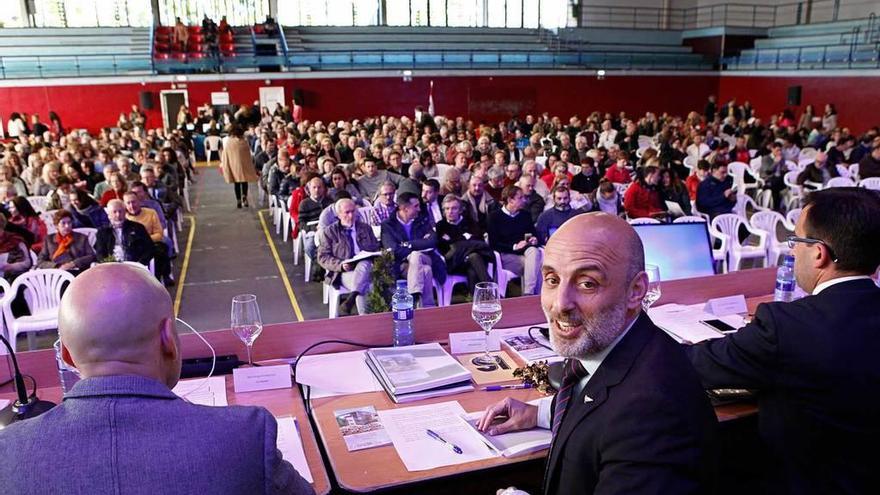 Corripio mira a la cámara durante la asamblea del Grupo celebrada el miércoles.