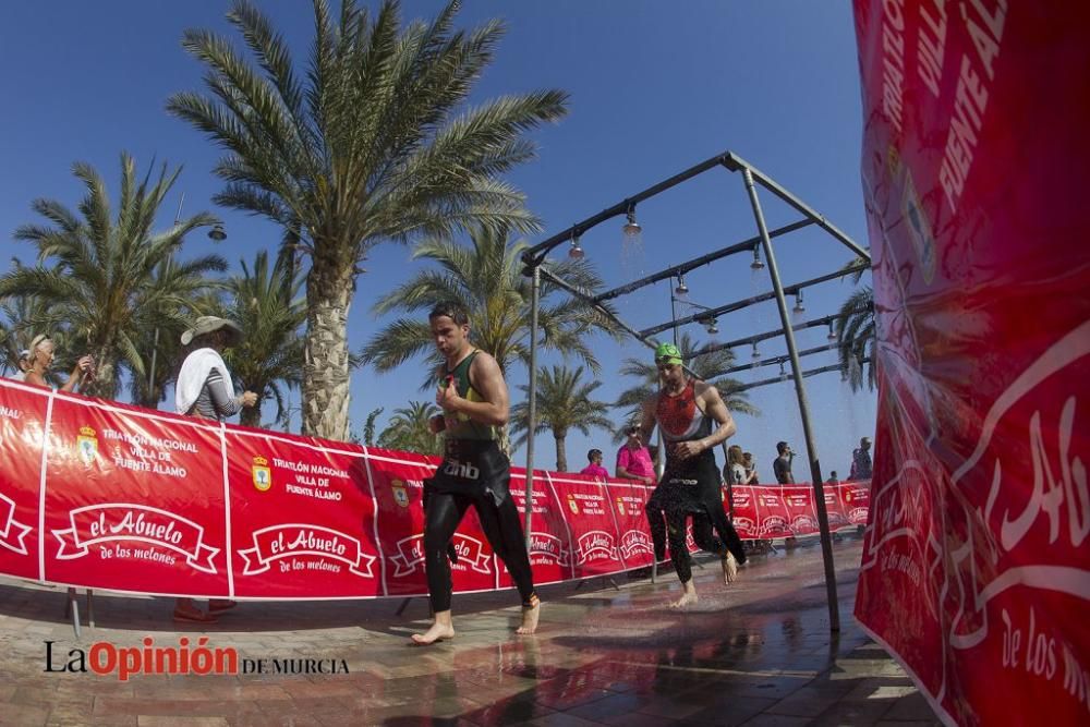 Salida del Triatlón Villa de Fuente Álamo