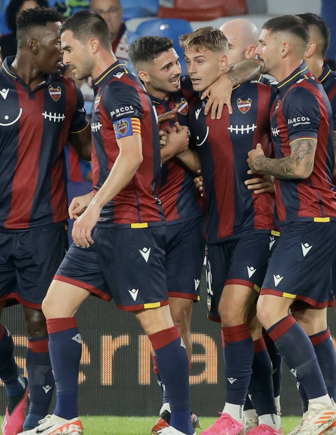 El Levante - Racing de Ferrol (1-0), en imágenes