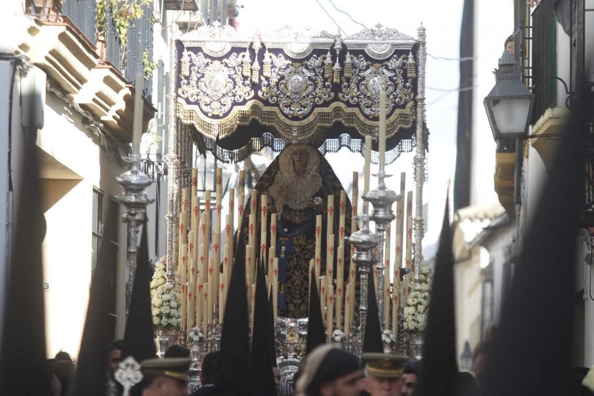 Imágenes de Las Penas de Santiago a su salida del templo