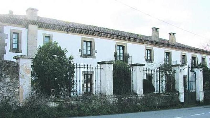 Una vista del antiguo palacio del marqués de Casa Tremañes.