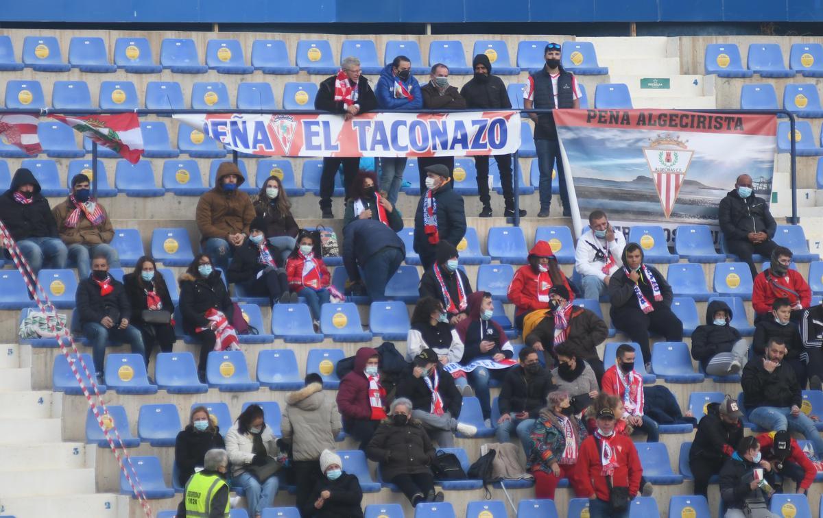 El UCAM Murcia recupera la sonrisa a costa del Algeciras (2-0) El UCAM Murcia recupera la sonrisa a costa del Algeciras (2-0)