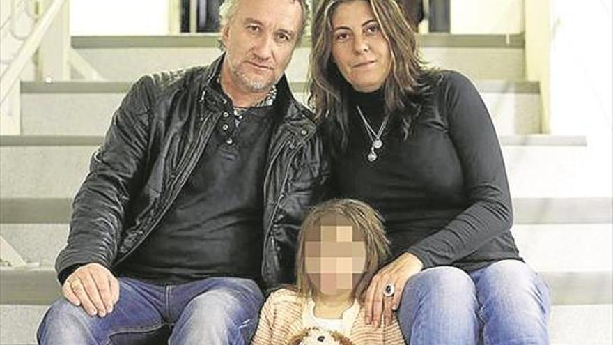 El juez investiga a los padres de Nadia por «explotación sexual»