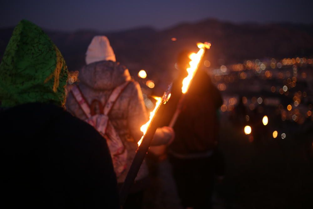 Bajada de los Reyes Magos desde el Monte Bolón de Elda.