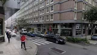 El "mejor sitio de hamburguesas de Santiago" se resiste a la moda 'smash': "Parece que vuelvo a los 80"