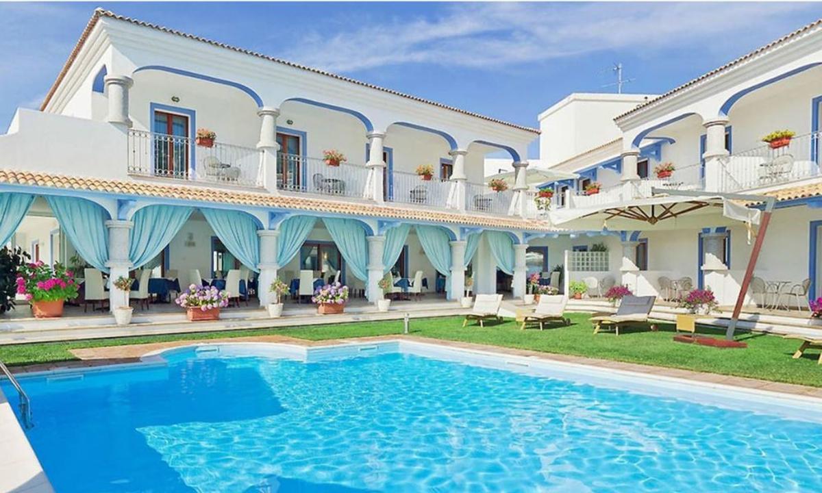 Santa Teresa Gallura: playas del norte de Cerdeña en el GH Diana Hotel desde 527 euros