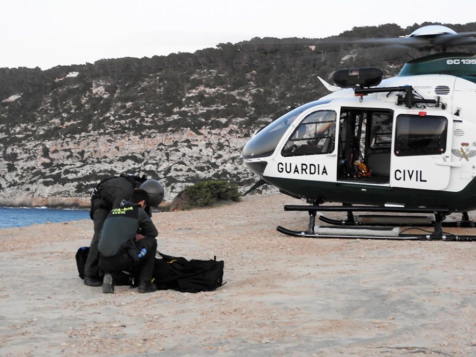 Rescate del cuerpo del desaparecido en Formentera