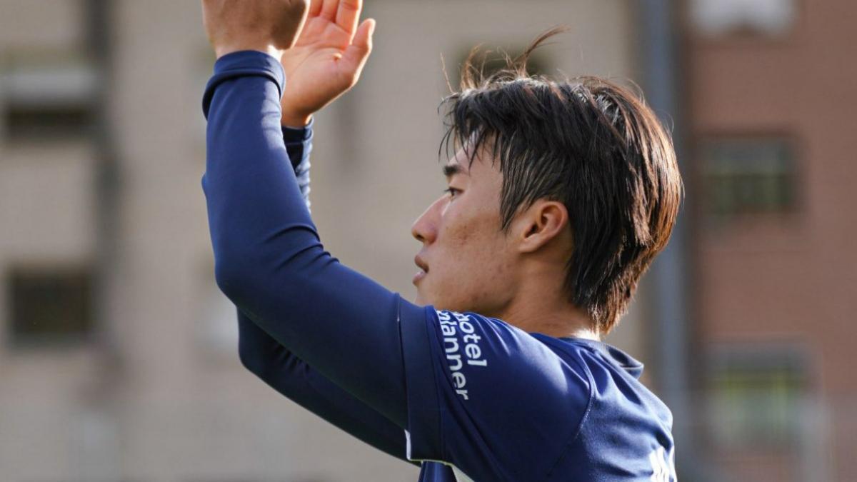 Minsu, ante el Cádiz