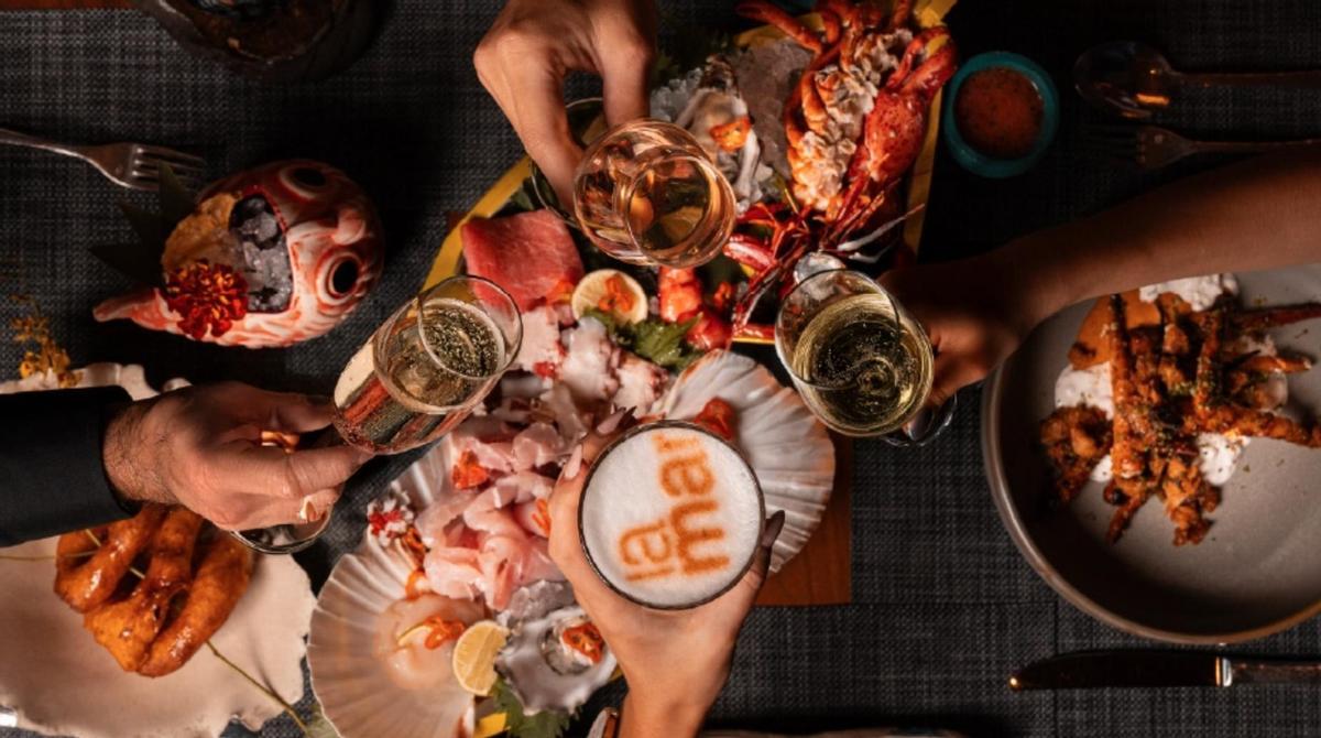 Celebración al estilo peruano en La Mar (Madrid).