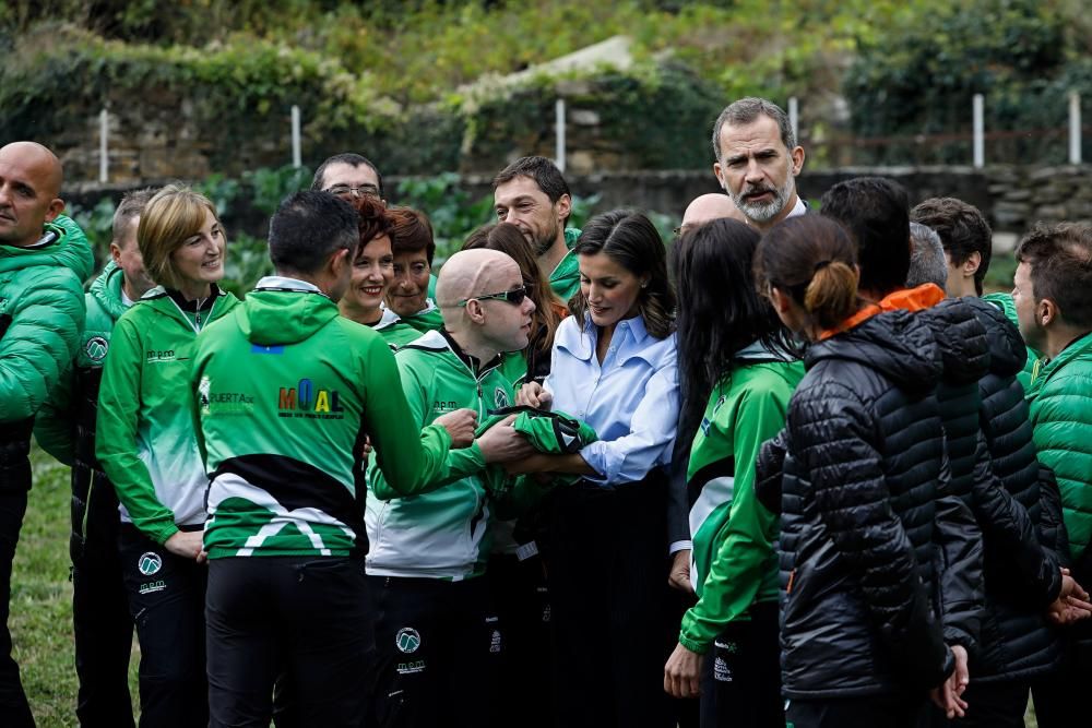 Premios Princesa de Asturias 2018: Los Reyes visitan Moal, "Pueblo Ejemplar" 2018