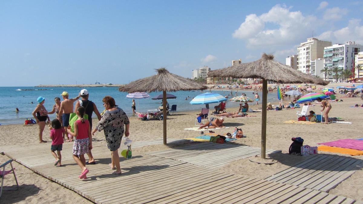 Vinaròs invertirá 76.000 euros en mejorar la accesibilidad de sus playas.