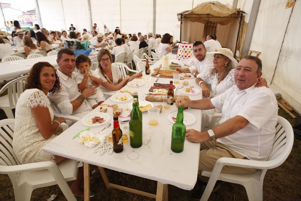 Trasona le pone son cubano a su fiesta