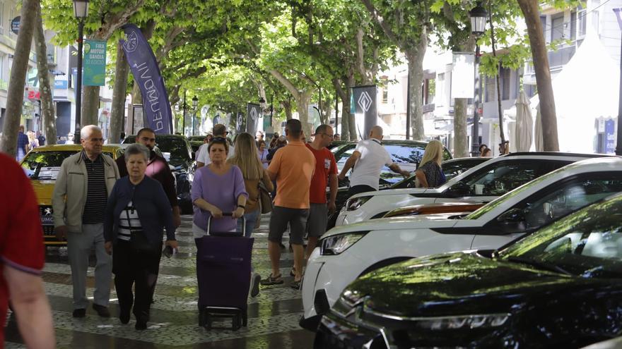 Primer día de la Fira del Motor de Gandia