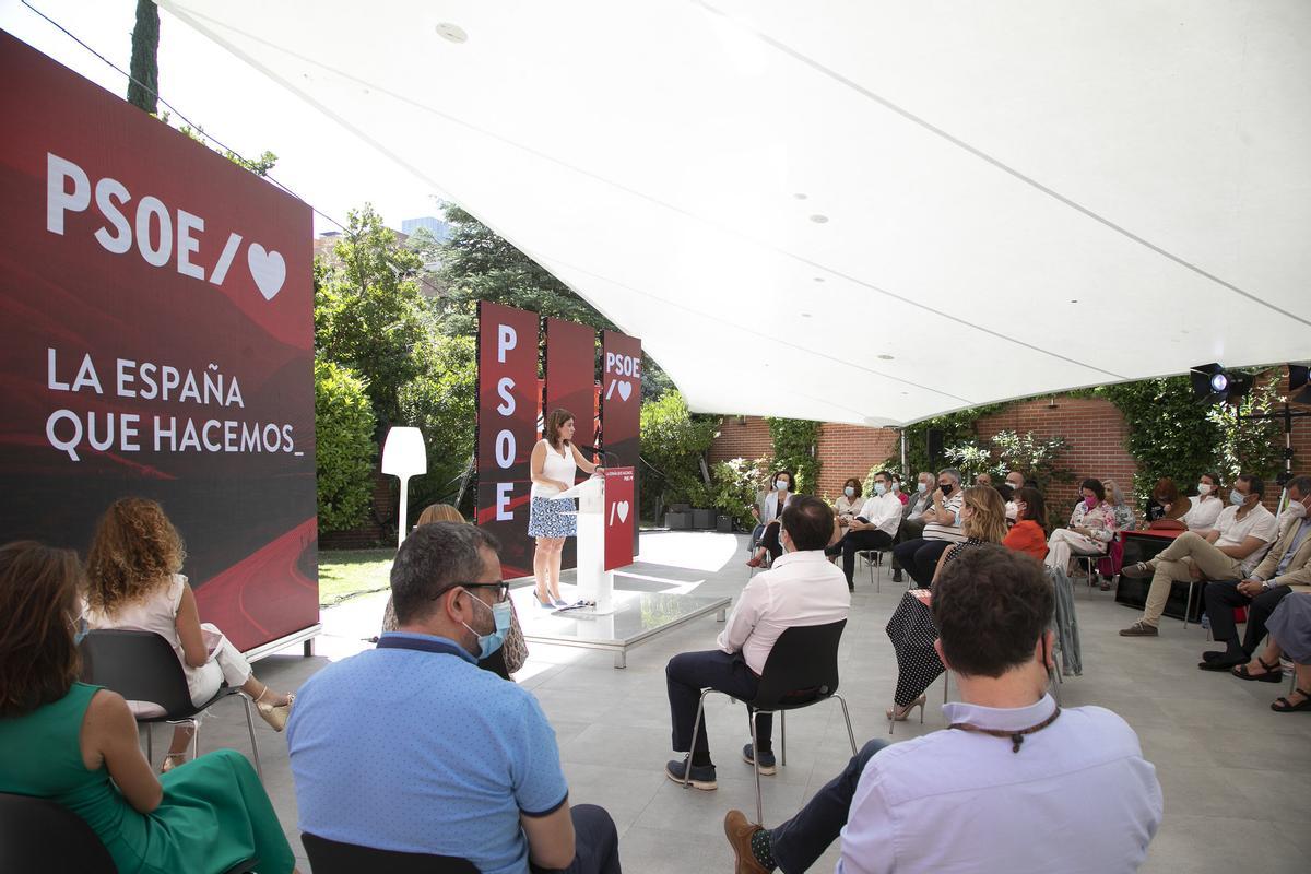 La vicesecretaria general del PSOE, Adriana Lastra, durante la presentación de la ponencia marco del 40º Congreso Federal, el pasado 24 de julio en el Rafaelhoteles Atocha de Madrid. 