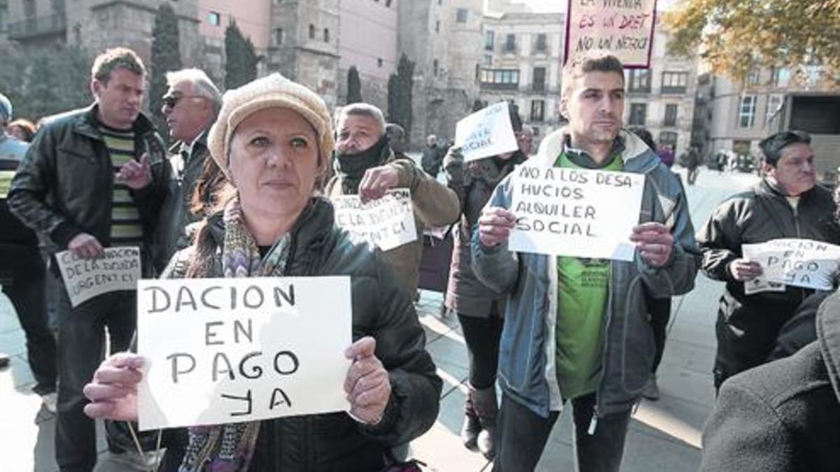 Manifestación en Barcelona a favor de la dación en pago y contra los desahucios.