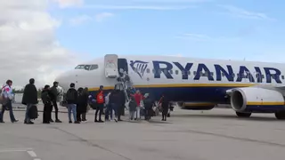 Vaga del servei de terra de Ryanair a Girona: aquests són els serveis mínims