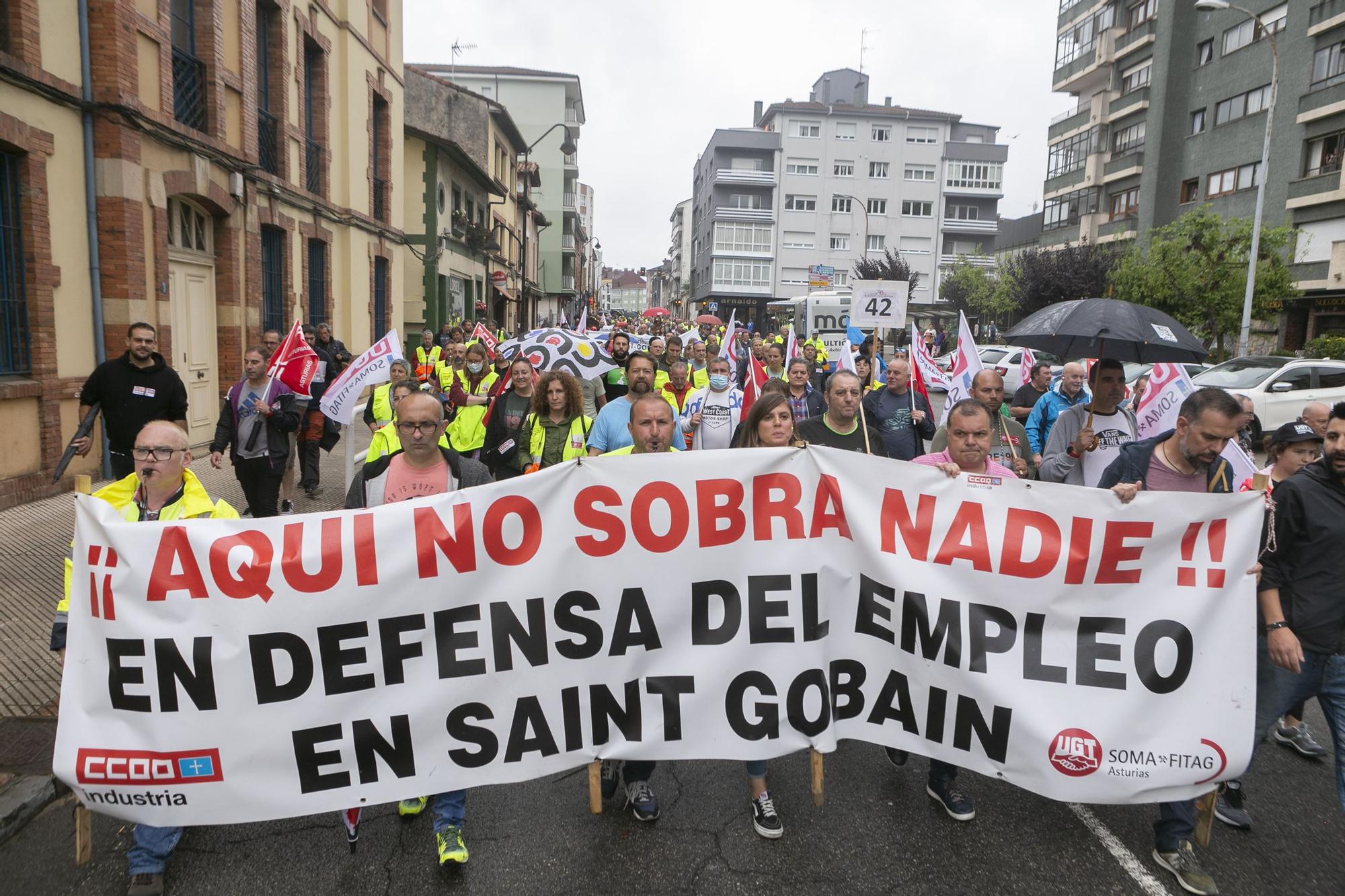 EN IMÁGENES: así transcurrió la marcha de los trabajadores de Saint-Gobain