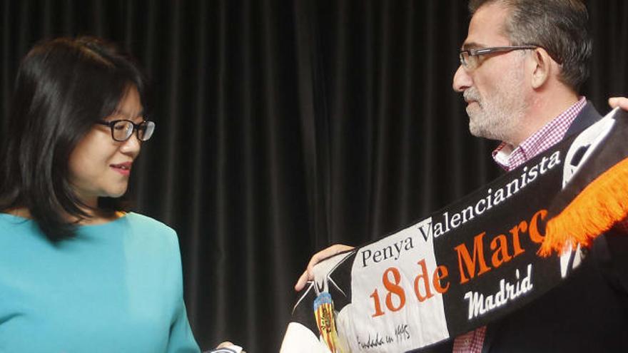 La presidenta, durante su último desplazamiento con el equipo a Madrid.