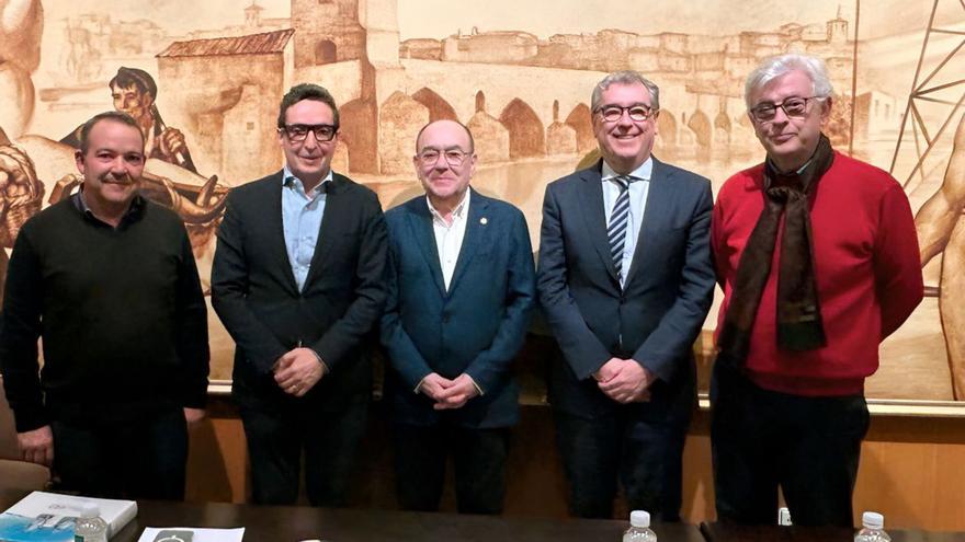 Universidad de Salamanca y empresarios de Zamora se alían para potenciar el Campus Viriato