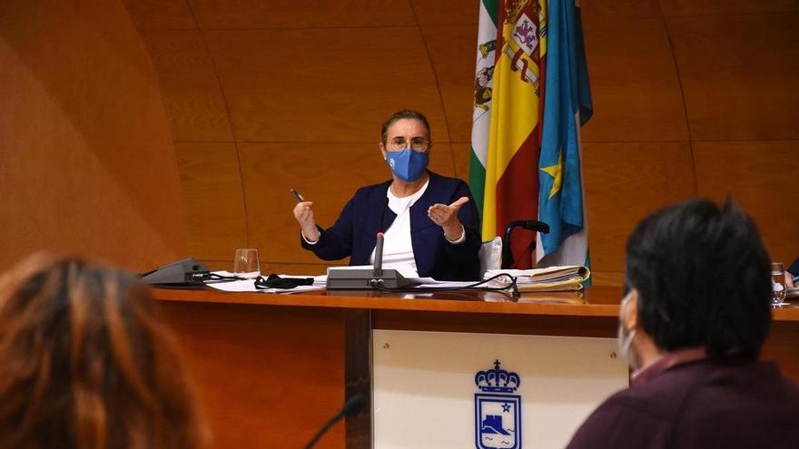 Fuengirola aprueba 94,9 millones de euros para 2022, con deuda cero e impuestos congelados