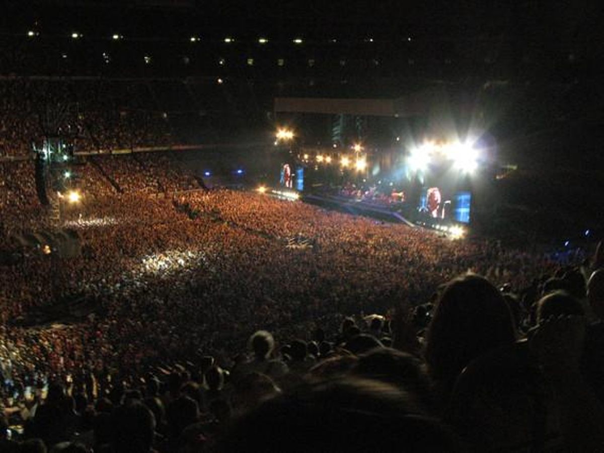 Imatge del concert que va oferir el rocker al Camp Nou el 20 de juliol del 2008. El públic va poder escoltar els grans èxits de l’artista durant les tres hores que va durar l’espectacle.