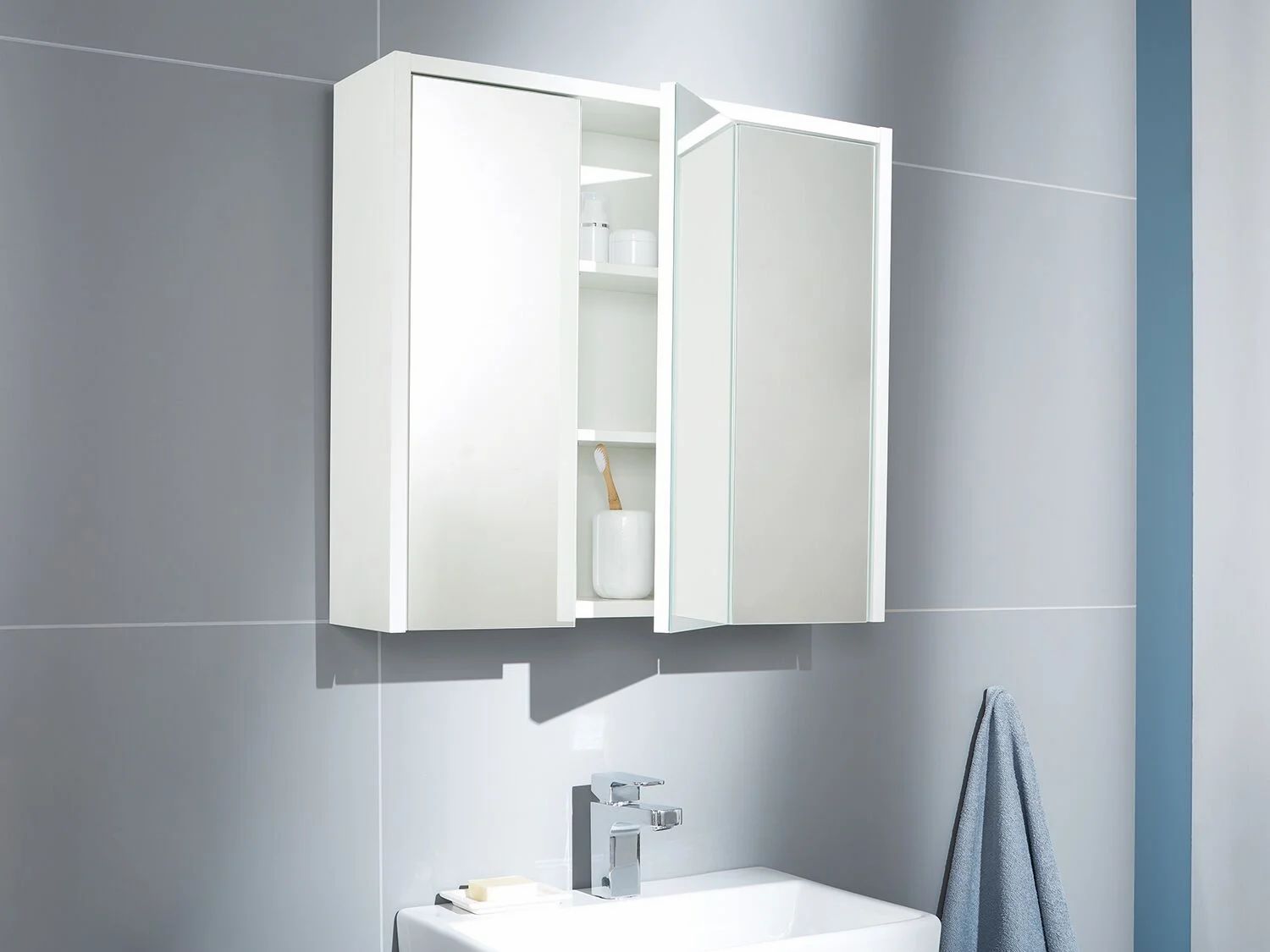 LIDL: Elegante y barato, el nuevo mueble de Lidl para tu cuarto de baño que  reta a Ikea y Leroy Merlin