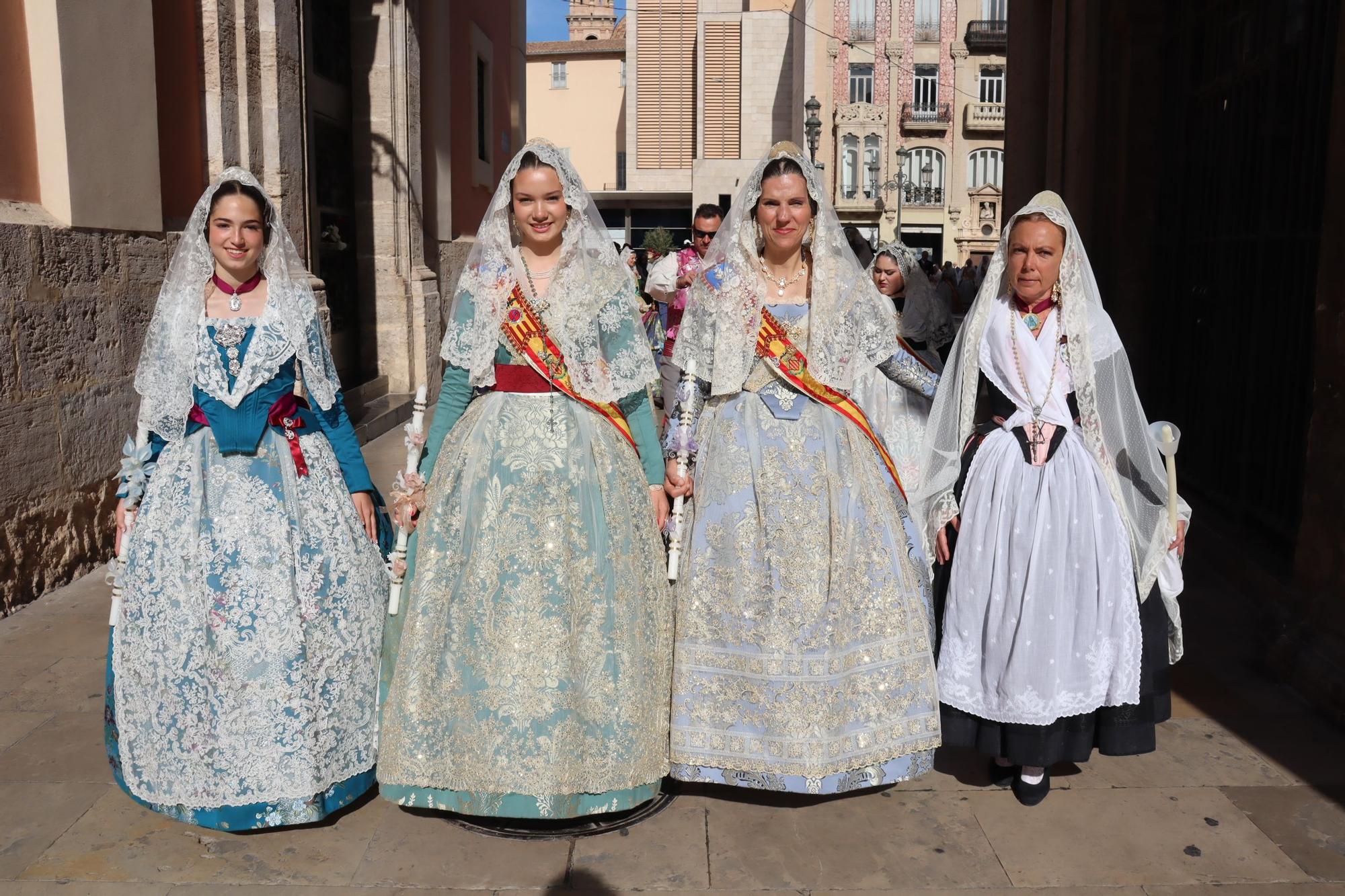 Las comisiones de falla en la Procesión de la Virgen (4/5)