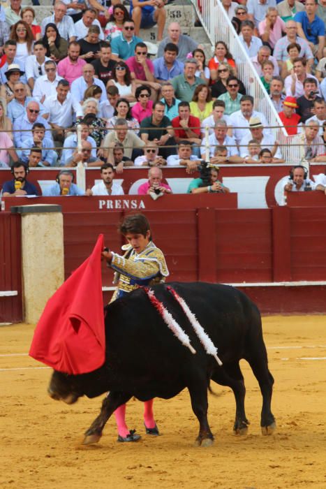 Castella y Talavante dan brillo a la tarde en Málaga