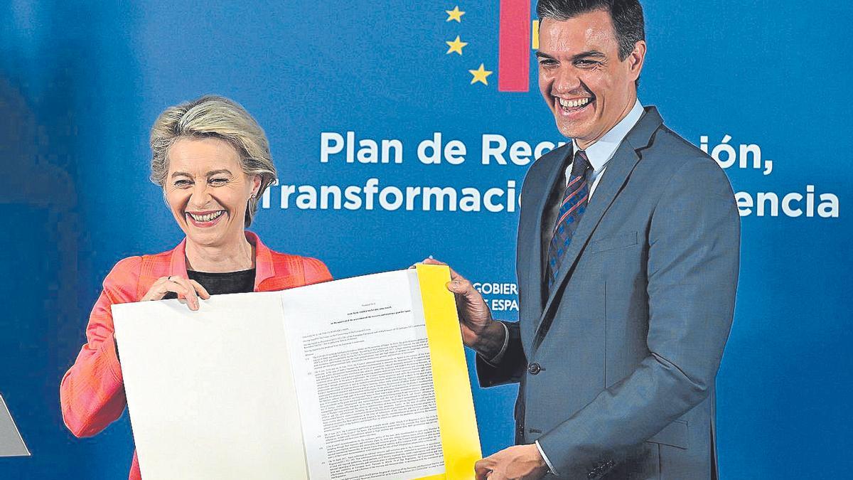 Pedro Sánchez y Úrula Von der Leyen.