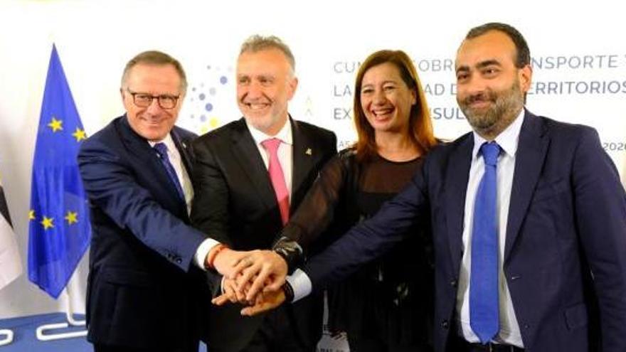 Eduardo de Castro (Melilla), Ángel Víctor Torres (Canarias), la presidenta Armengo y Bharat Bhagwandas (Ceuta).