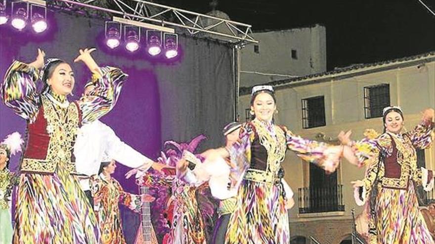 El Festival Folclórico Fuelligah Sacaliño se celebrará el 4 y el 5 en la plaza Grande