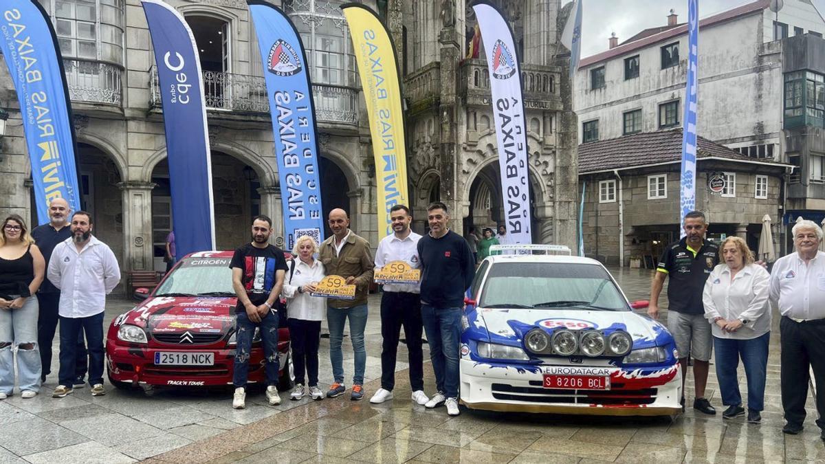 Presentación de los 59 edición del Rally Recalvi Rías Baixas, ayer en la plaza del Concello de Porriño.
