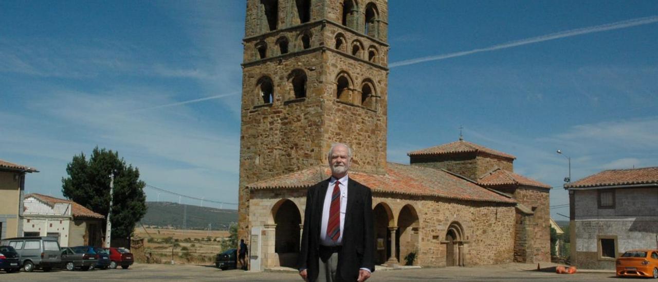 Los nuevos aparcamientos se situarán a la izquierda de la iglesia de Santa María. | Ch. S.