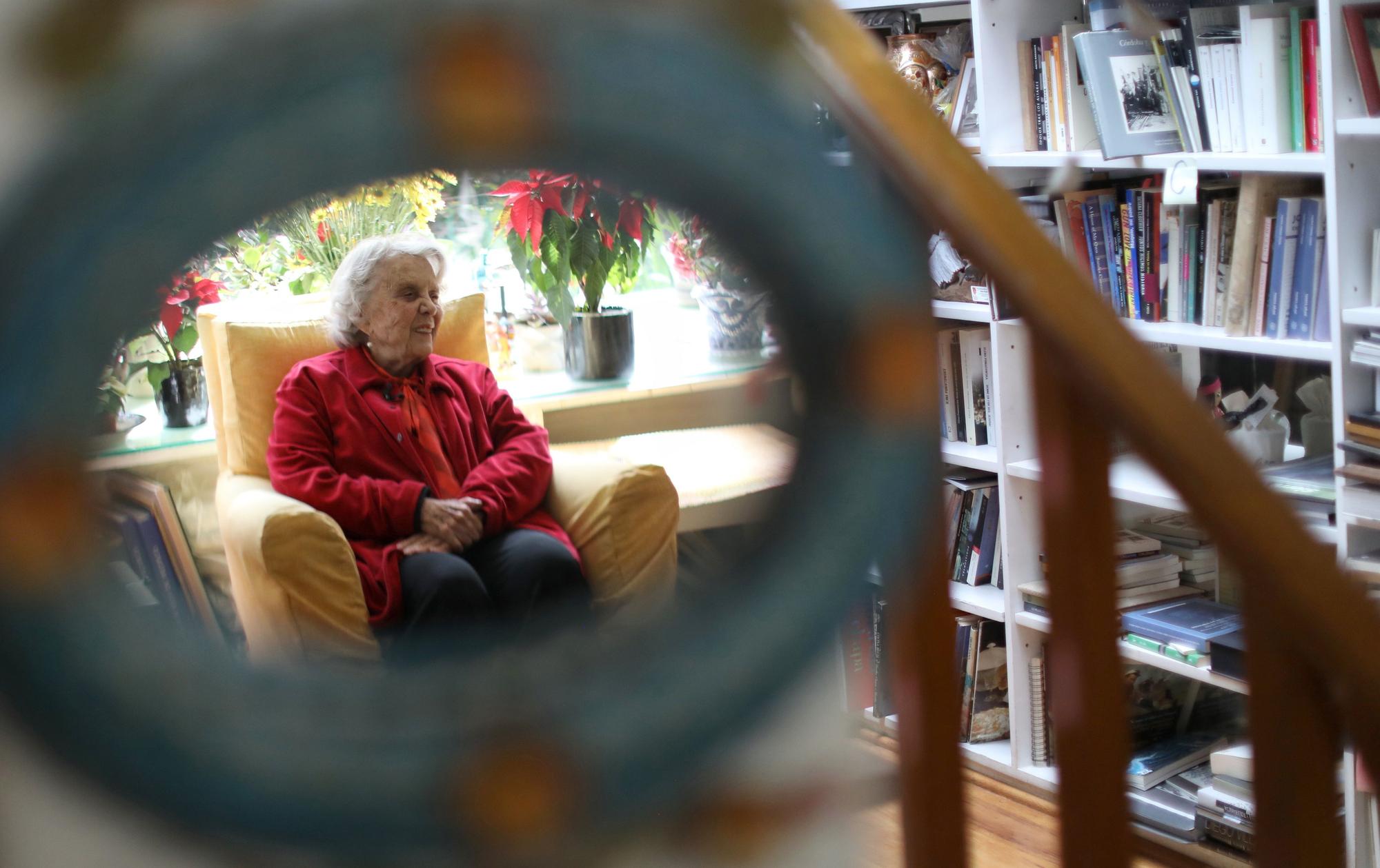 La escritora, periodista y activista francesa, Elena Poniatowska Amor.