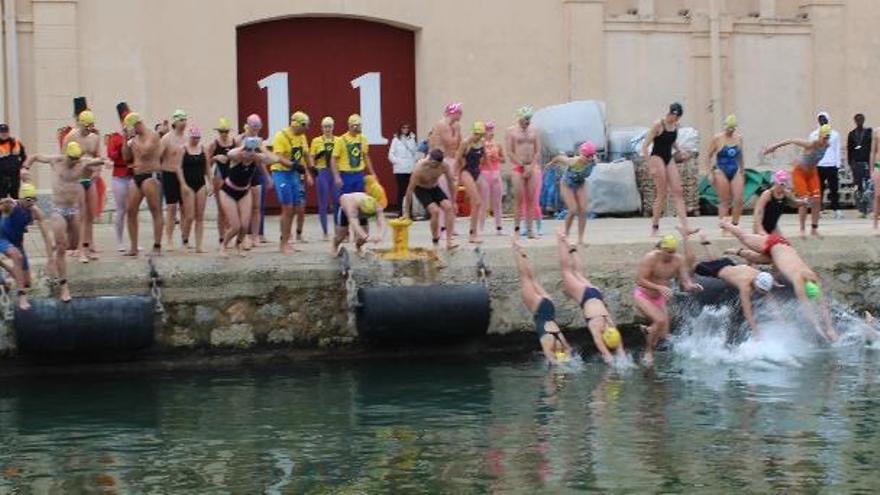 Una imagen de los participantes en la travesía del año pasado